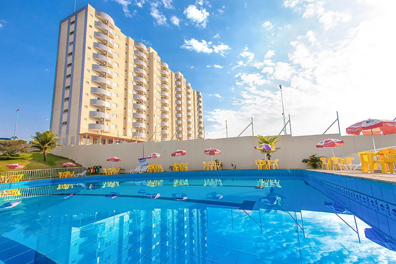 Golden Express Suite Caldas Novas Buitenkant foto