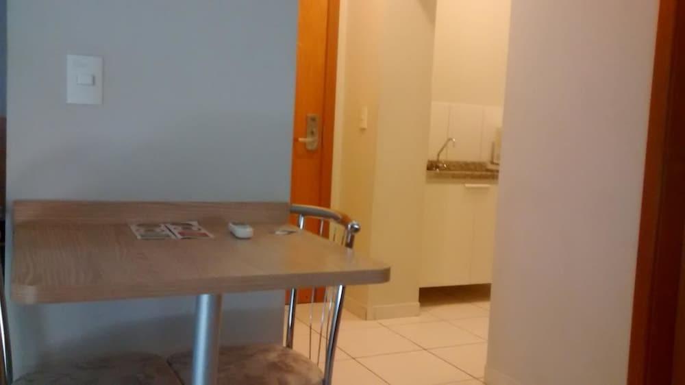 Golden Express Suite Caldas Novas Buitenkant foto
